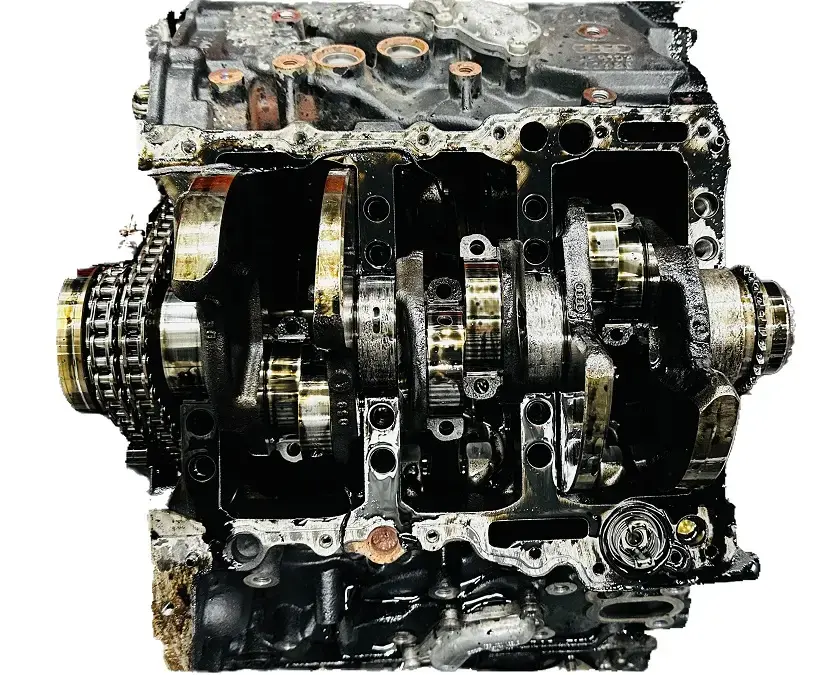 Zadretá kľuková hriadeľ v bloku motora CRT